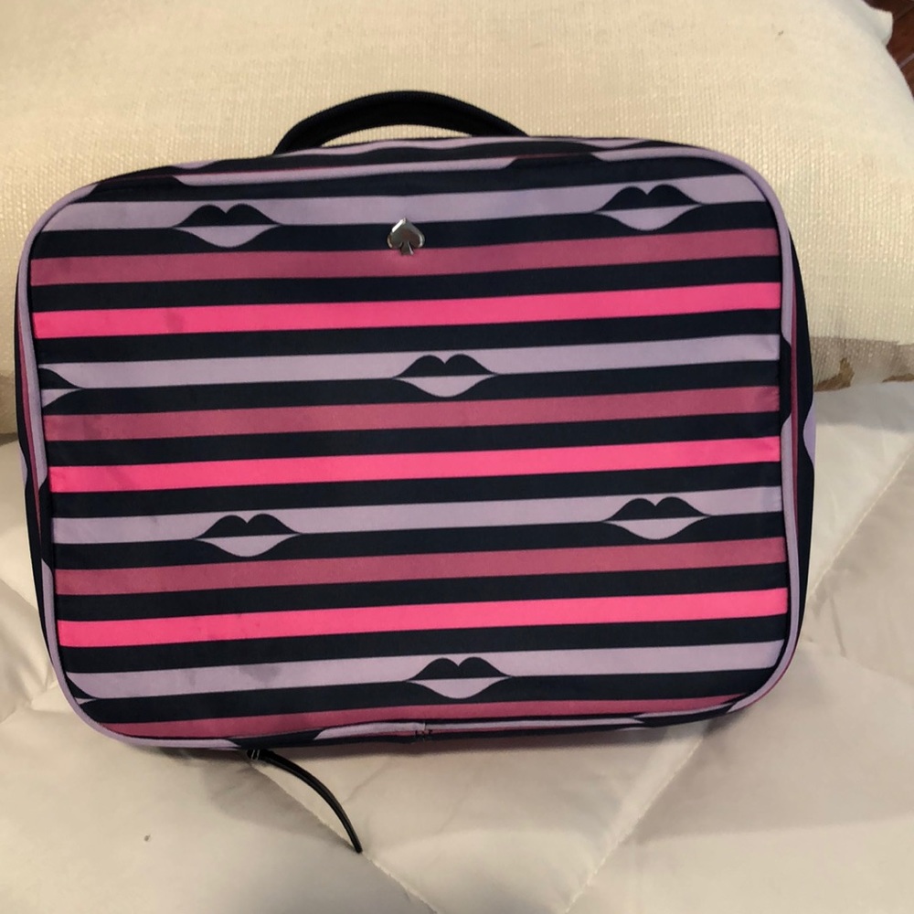 Makeup bag